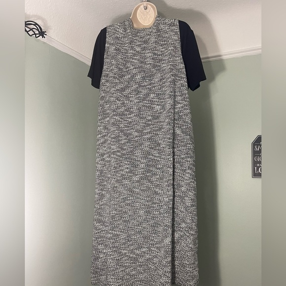 LuLaRoe Joy vest - Picture 2 of 5